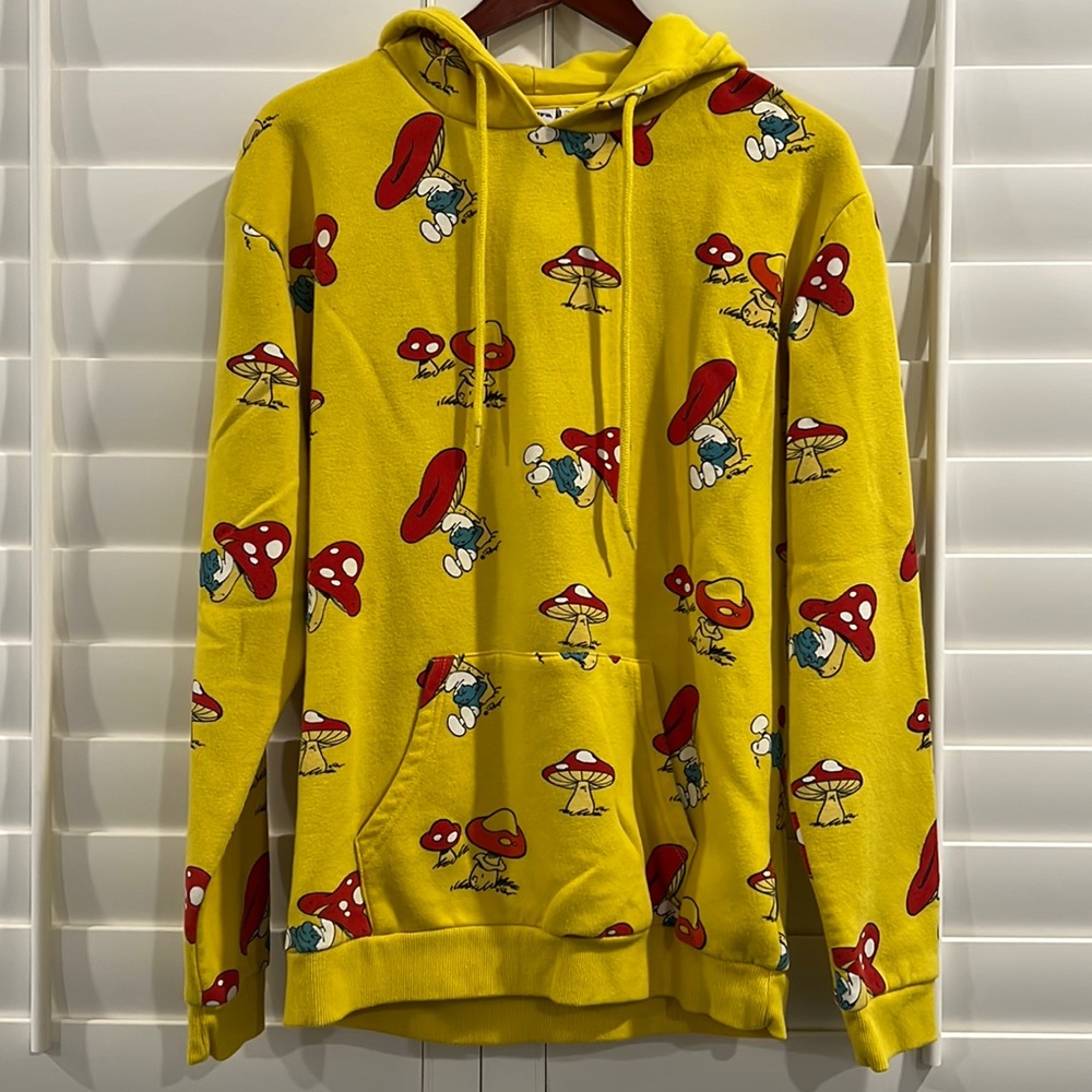 Smurfs mens hoodie - size M